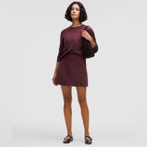 🔥Lululemon double zip ribbed knit Skirt like NEW garnet size large! - Picture 5 of 9